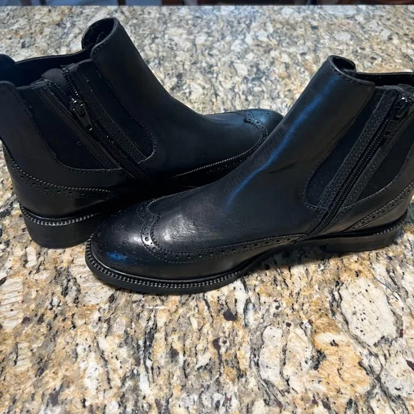 Black Leather Chelsea Boots - Picture 2 of 5